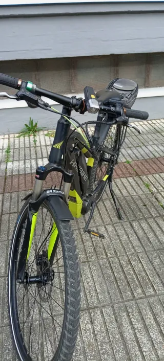 Bicicleta eléctrica motor Yamaha, batería 400wh