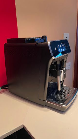 Cafetera Philips Serie 2200