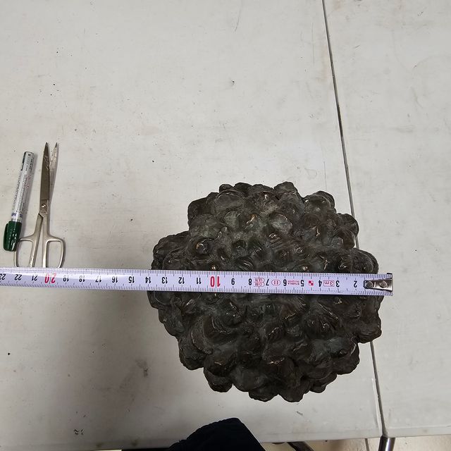 ESCULTURA DE BRONCE MACIZO ARBOL PREMIOS MAYO