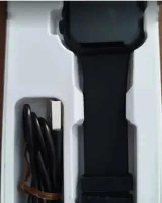 Smartwatch G28 Nero Nuovo orologio intelligente.