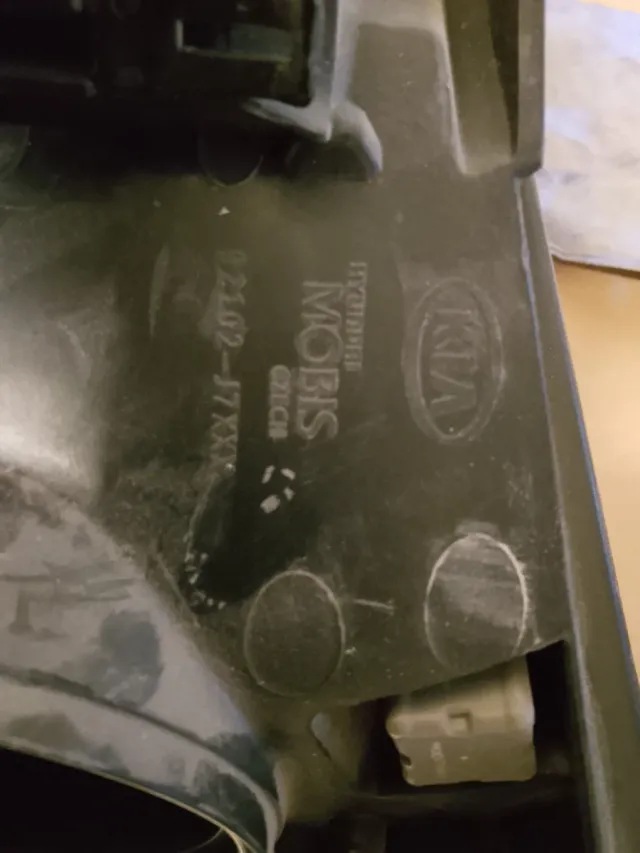 Faro Kia Ceed 2018-2022 Dcho RH