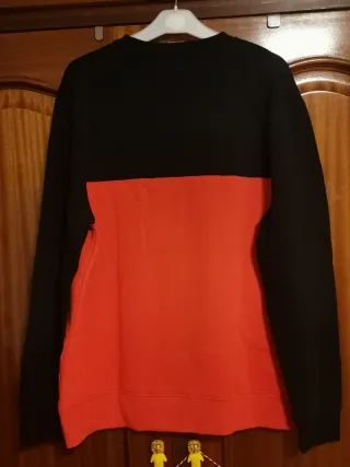 Sudadera NASA x Primark Talla XL