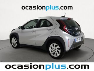 Toyota Aygo X Cross 1.0 VVT-I Play 53 kW (72 CV)