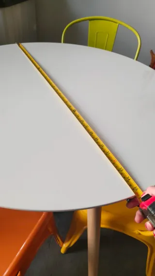 Tavolo rotondo bianco gambe in legno