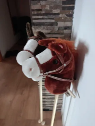 Caballitos de juguete con ruido