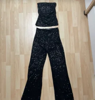 Pantalon y top lentejuelas Pull and Bear negro