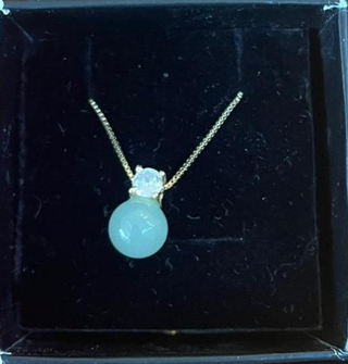 Collar Dije Piedra Verde y Circonita Dorada