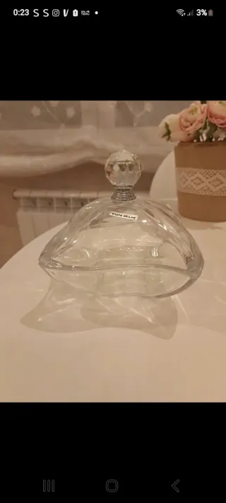 Bombonera de cristal con tapa y bola decorativa