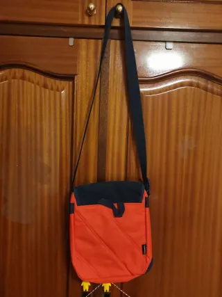 Bandolera Diadora Roja