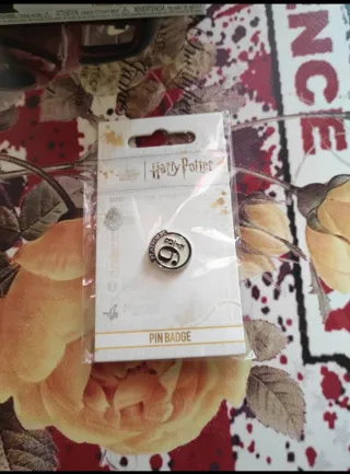 Lotto Harry Potter Funko Pop Ron + Pin ufficiale