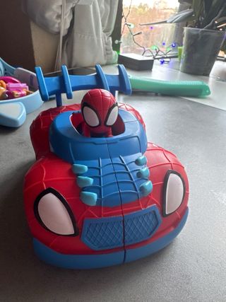 Juguete Spiderman con Moto