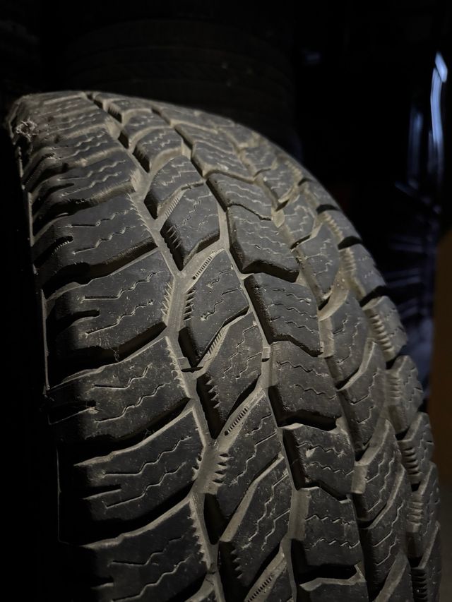 Cooper 265/70R15 112T