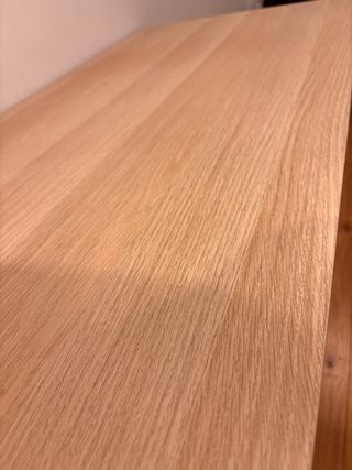 Escritorio Ikea Madera y patas de metal