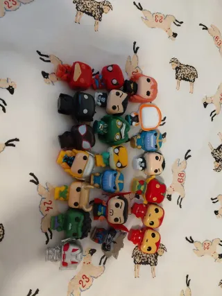 21 Mini Funkos Marvel