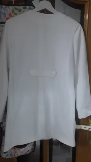 Abrigo blanco Zara