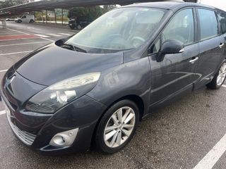 Renault Grand Scenic 2010
