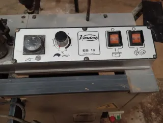 Aplacadora de cantos Virutex EB 15