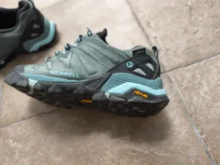 Zapatos de montaña Merrell mujer