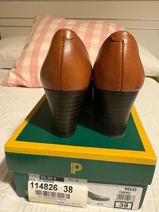 Zapatos Pitillos Marrones Talla 38