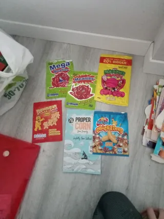 Lote de Envases de Snacks Variados