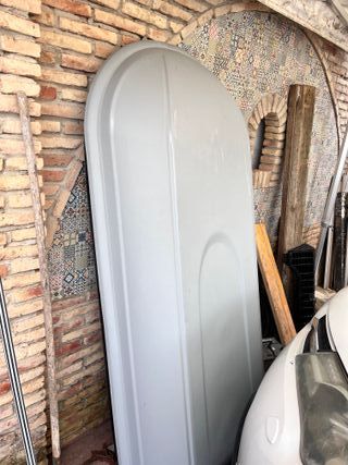 baúl ó cofre para la vaca del coche