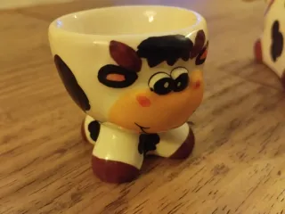 Set porta uovo porta tovaglioli mucca