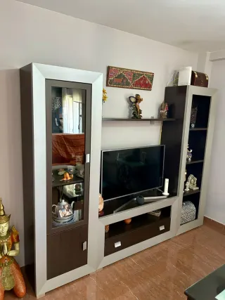 Mueble Salón Vitrina Madera y Cristal