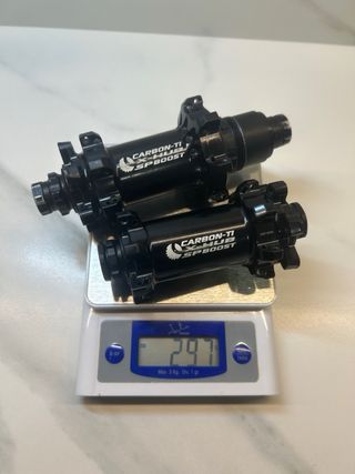 Bujes Carbon-Ti BOOST 28 Radios