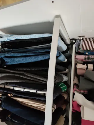 Colgador de pantalones Ikea.