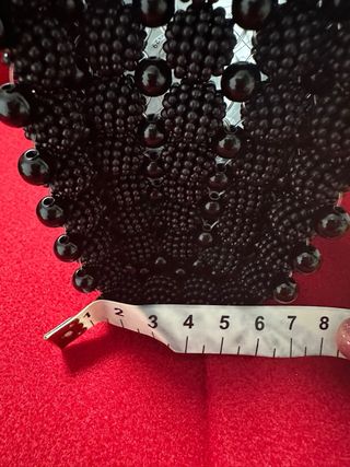 Bolso artesanal de perlas negro