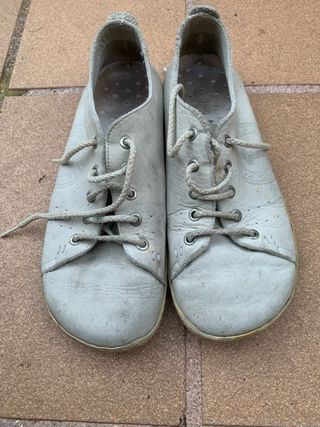 Zapatos planos beige talla 40