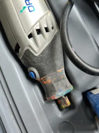 Dremel 3000 con accesorio flexible