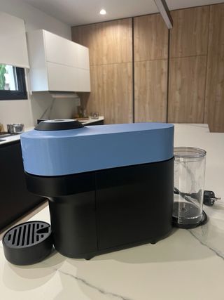 Cafetera Nesspreso Vertuo Pop