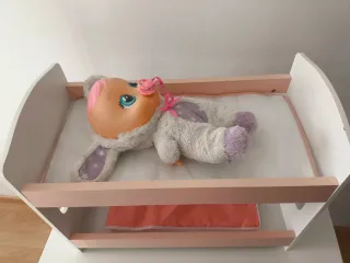 Litera de madera para muñecas