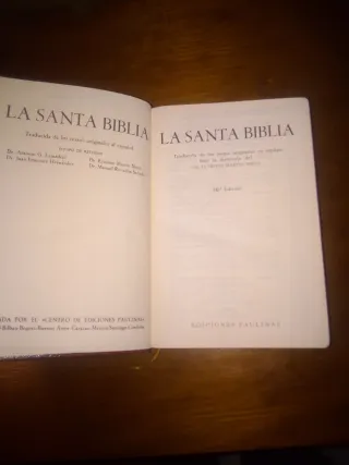 La Santa Biblia