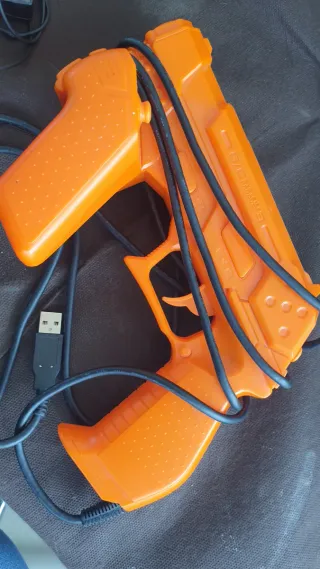 Time Crisis 4 PS3 + Pistola Naranja