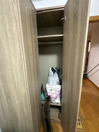 Armario esquinero madera