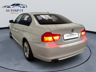 BMW Serie 3 318i 2011