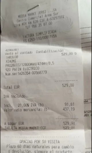 Patinete eléctrico negro