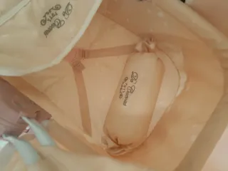 Carrito de juguete rosa con diseño de gatito