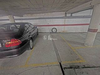 Garaje en venta en Instituts - Universitat en Lleida