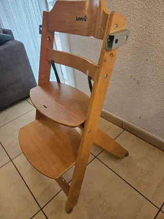 Silla de madera Safety 1st