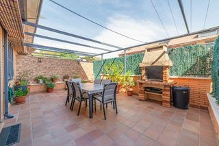 Casa adosada en venta en La Fortuna en Leganés