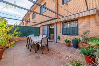 Casa adosada en venta en La Fortuna en Leganés