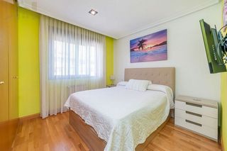 Casa adosada en venta en La Fortuna en Leganés