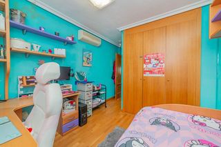 Casa adosada en venta en La Fortuna en Leganés