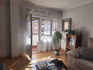 Piso en venta en Montecerrao en Oviedo