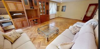 Chalet en venta en Elda