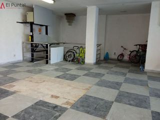 Local comercial en alquiler en Cuatro Caminos en Santander