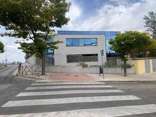 Local comercial en venta en Dehesa Navalcarbón – Montecillo en Rozas de Madrid (Las)